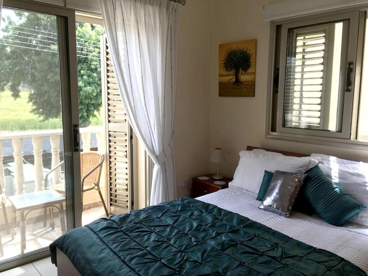 Charming Villa With Panoramic Sea View In Kissonerga Exteriér fotografie